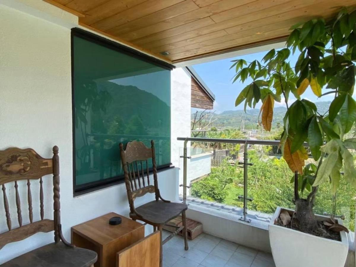 Roaming Cloud Sun Moon Lake B&B Yuchi Buitenkant foto