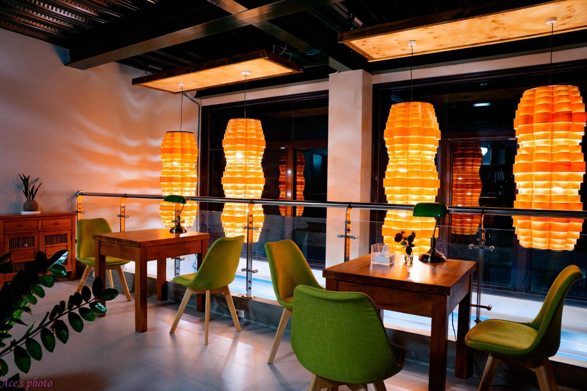 Roaming Cloud Sun Moon Lake B&B Yuchi Buitenkant foto