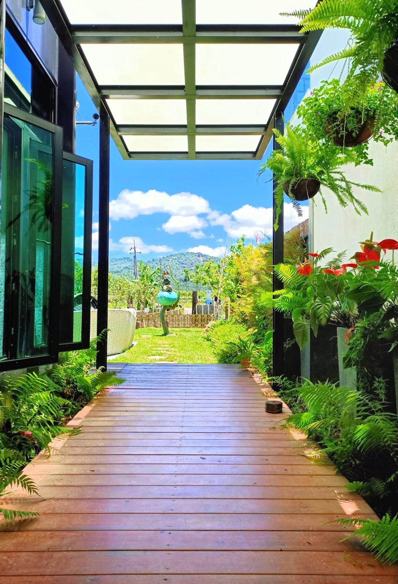Roaming Cloud Sun Moon Lake B&B Yuchi Buitenkant foto