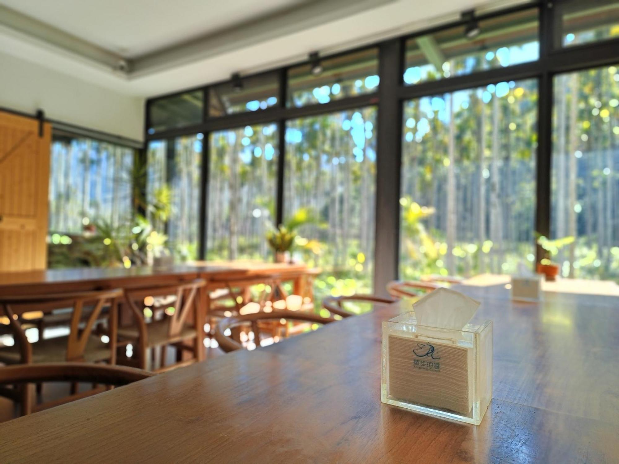 Roaming Cloud Sun Moon Lake B&B Yuchi Buitenkant foto